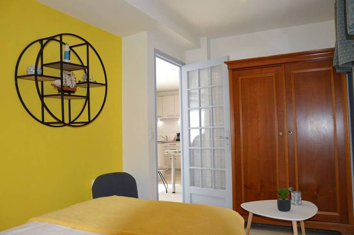 Ganze Wohnung, Kurzurlaub in der Bretagne, Plancoet: Komfortable, ruhige und barrierefreie Ferienwohnung – nur 15 km von den Stränden entfernt! in Plancoët, Dinan und Umgebung