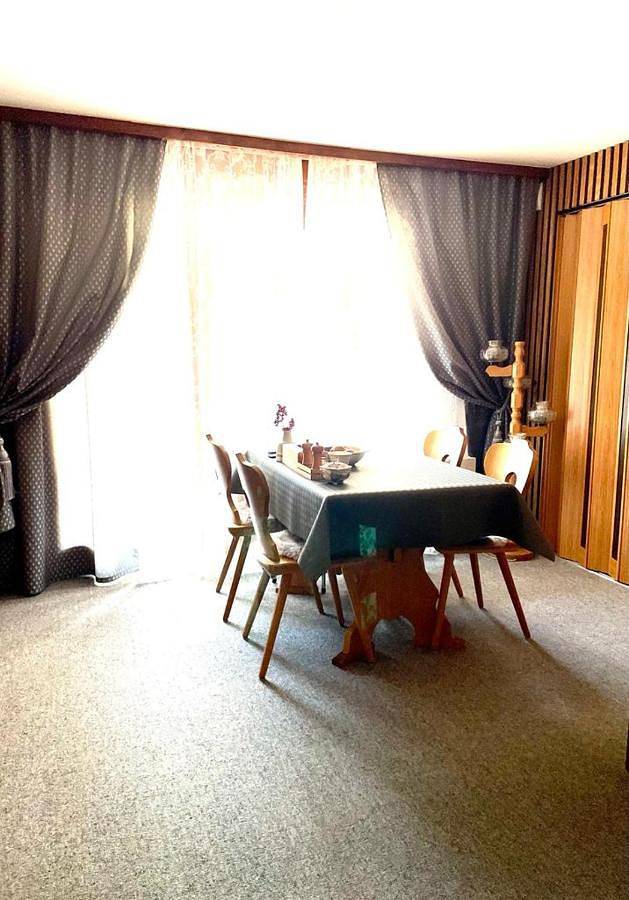 Gîte pour 4 personnes, avec balcon et vue, adapté aux familles dans Thermes Du Grand Hotel Regina - 2