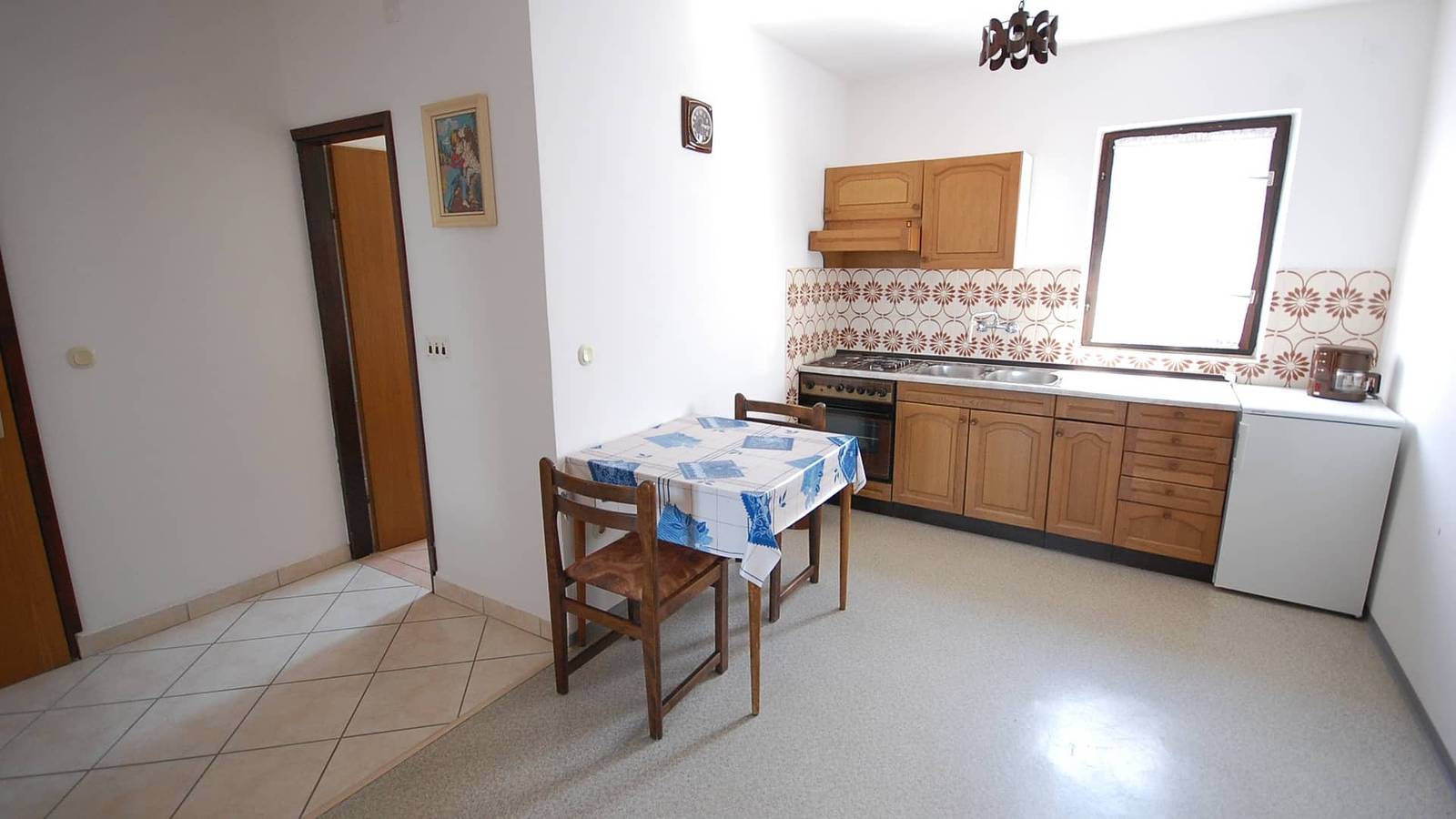 Ganze Wohnung, 1-Zimmer-Ferienwohnung mit Balkon und Meerblick Njivice, Krk A-21762-c in Njivice, Krk
