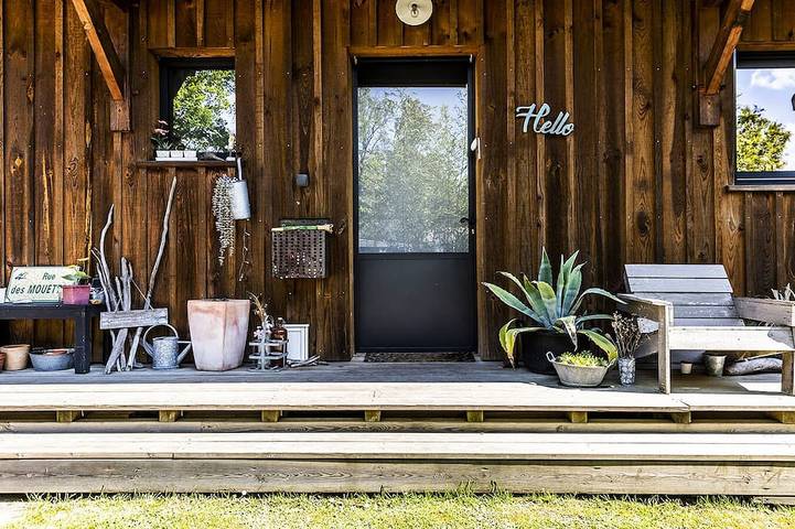 Gîte pour 6 personnes, avec terrasse et jardin à Cantenac