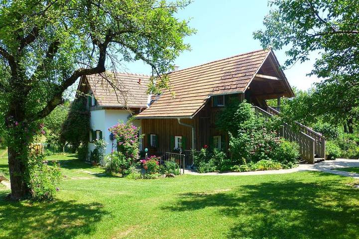 Ferienhaus für 8 Personen, mit Garten in der Oststeiermark