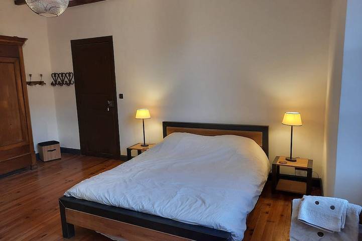 Location de vacances pour 10 personnes, avec jardin à Camparan - 4