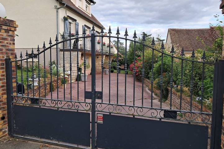 Gîte pour 8 personnes dans Breuil-Bois-Robert