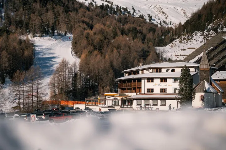 Hotel für 3 Personen, mit Pool und Sauna sowie Ausblick und Balkon - 1