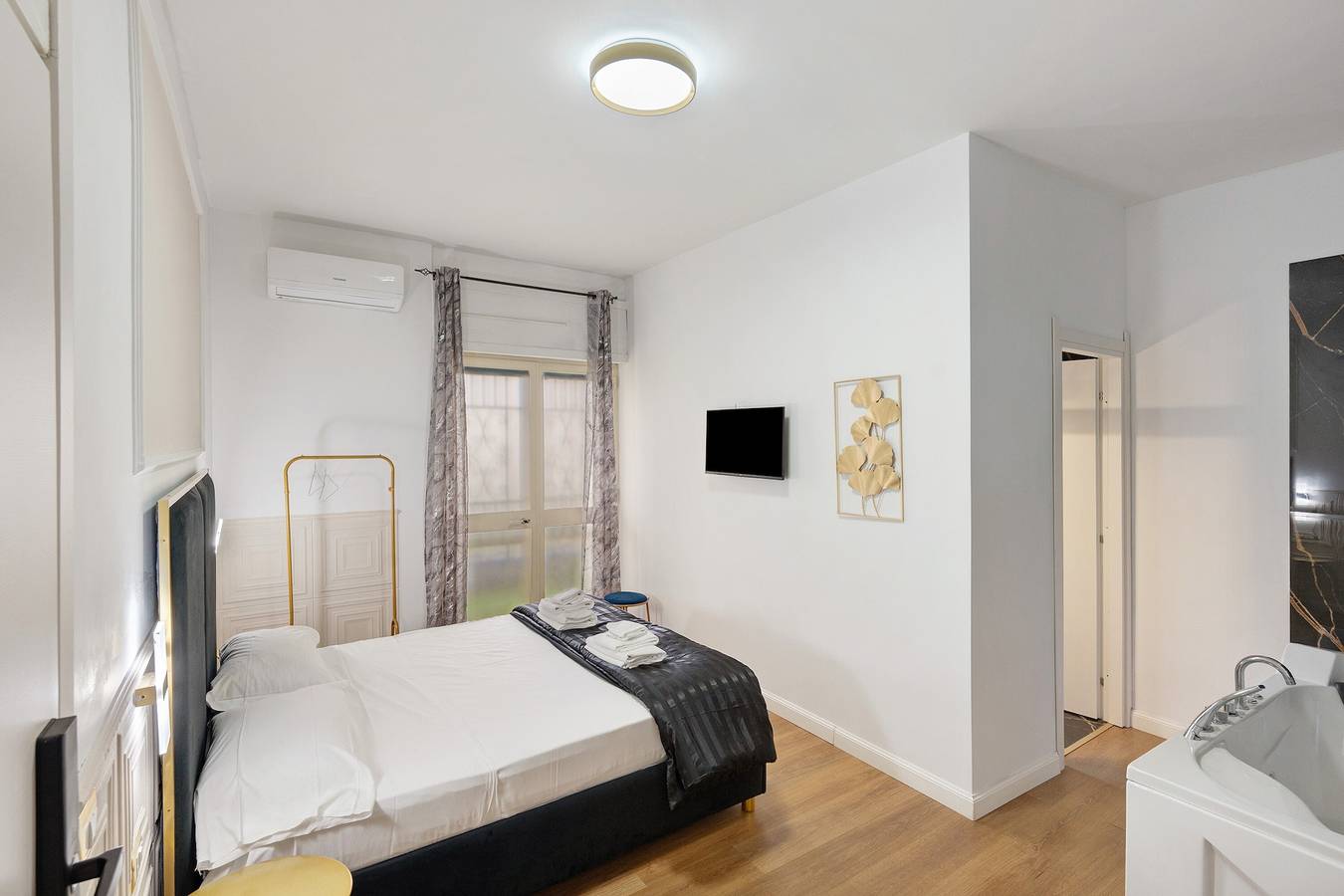 Mirosa Luxury Room 212 avec terrasse privée, Wi-Fi et climatisation in Pompei, Parc national du Vésuve
