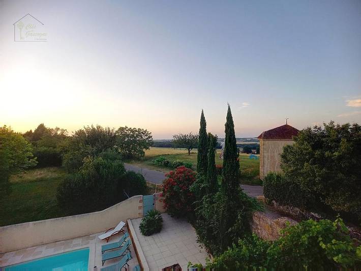 Location de vacances pour 10 personnes, avec Balcon et Terrasse ainsi que Jardin et Piscine à Maignaut-Tauzia - 3