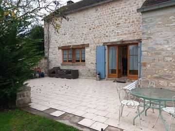 Gîte pour 13 personnes, avec jardin à Noisy-sur-École