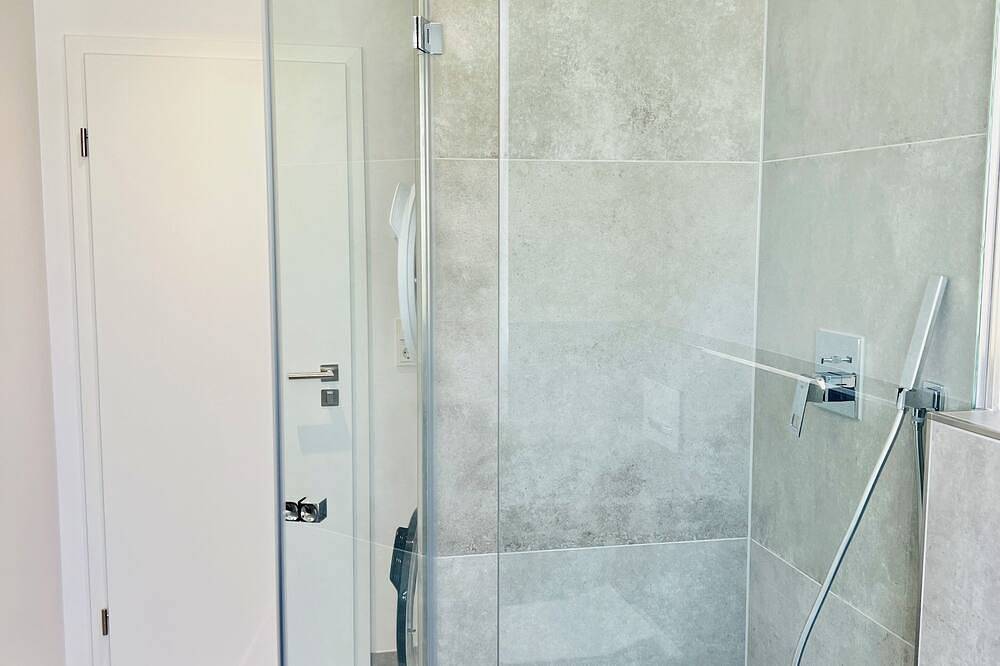 Ganze Wohnung, Stylisches 1-Zi-Apt in Herzogenaurach, Franken