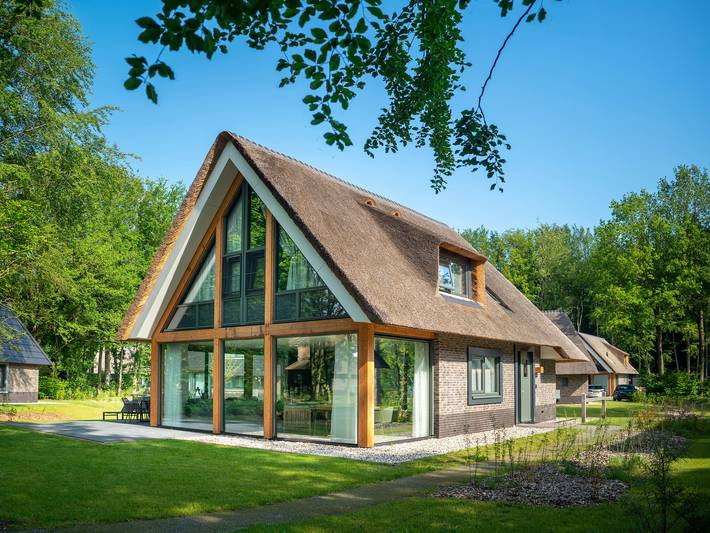 Bungalow voor 10 personen, met Balkon/Terras en Terras in Exloo