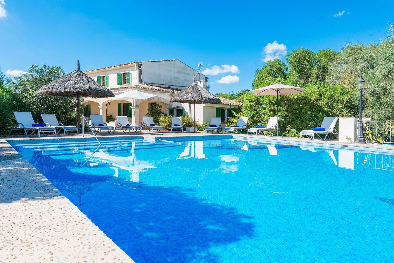 Villa "Son Perxa" with Pool and Garden in Petra, Majorca Center