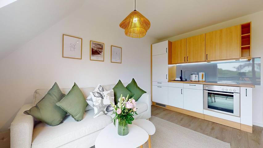 Ganze Wohnung, Neu sanierte Ferienwohnung für 4 Personen im Grünen Tal mit Schwimmbad und Sauna in Hörnum, Sylt