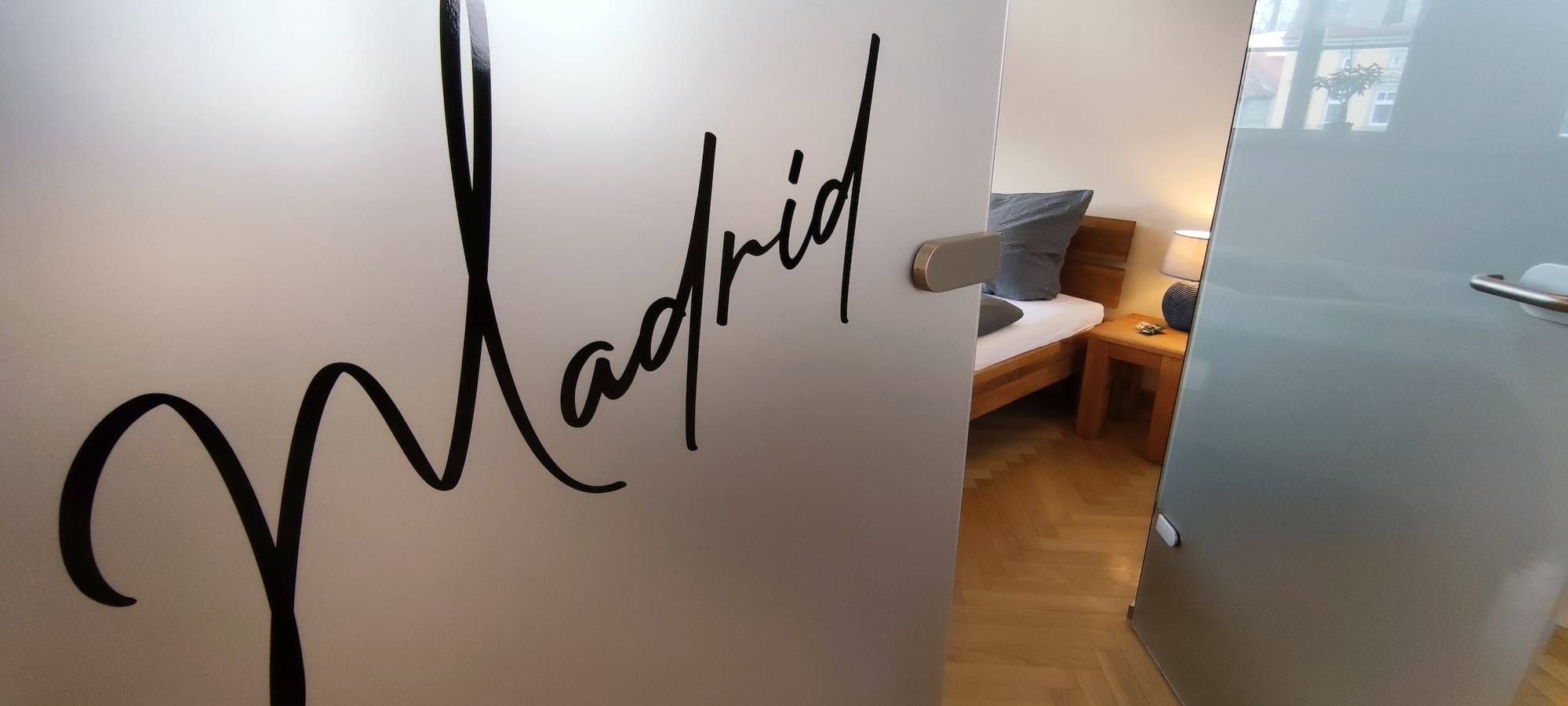 Apartamento de férias inteiro, Apartment Madrid (Garten & Pool als Extra möglich) barrierefrei in Muhlhausen, Unstrut-Hainich