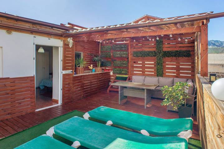 Hel lejlighed, Vacation Home "Casa La Palmilla" with Mountain View, Whirlpool & Wi-Fi in San Nicolás de Tolentino, West Gran Canaria