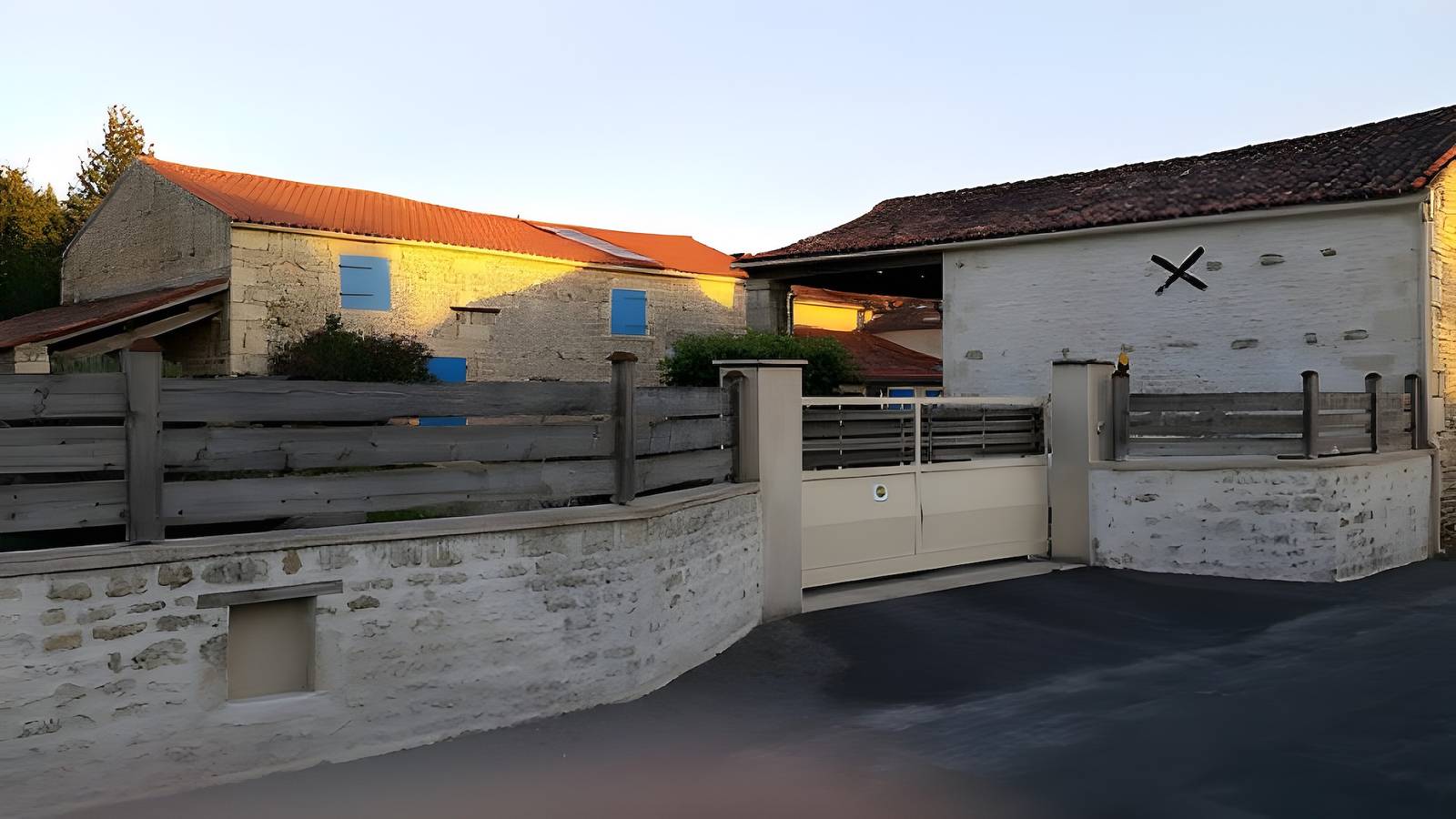 Chambre d'hôtes 'Chez Jacques - Zen' avec terrasse privée, Wi-Fi et climatisation in Saint-Martin-de-Fraigneau, Fontenay-le-Comte
