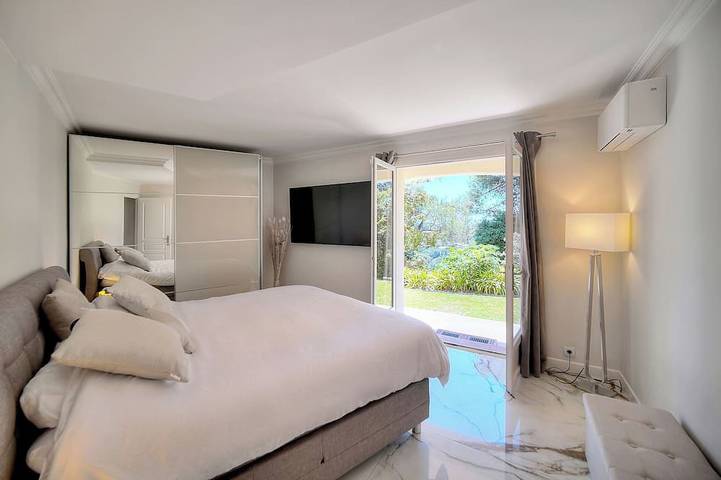 Villa pour 8 personnes, avec terrasse et jardin à Vallauris - 2