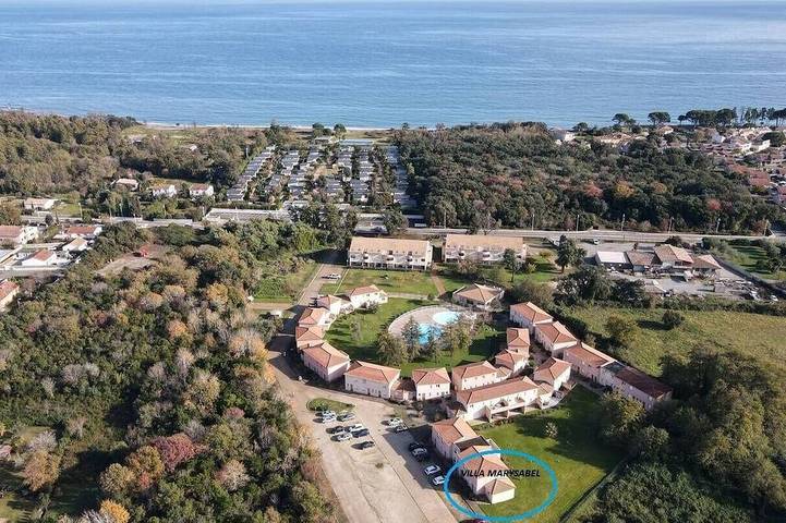 Location de vacances pour 6 personnes, avec jardin dans Plage Venga Di L Oru Santa Maria Poggio