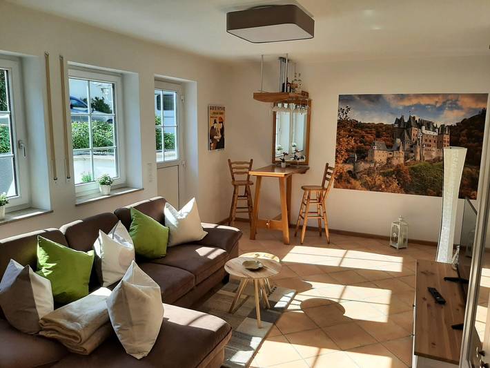 Ferienwohnung für 4 Personen, mit Terrasse und Garten an der Burg Eltz - 2