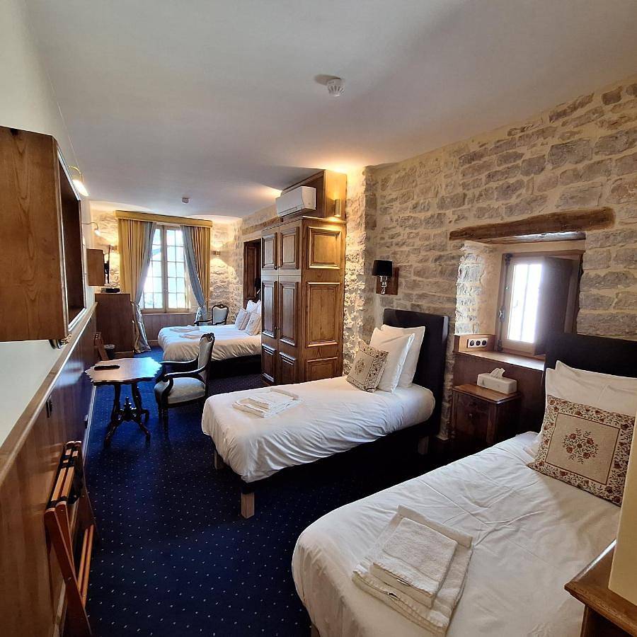 Hôtel-Restaurant Le Manoir De Montesquiou in La Malène, Parc national des Cévennes