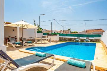 Villa in Alaior Gemeinde, Menorcas Küste für 6 
