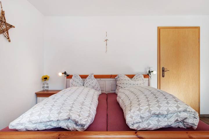 Ferienwohnung für 9 Personen, mit Balkon in St. Georgen - 2