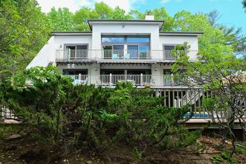 Vacation Home for 8 Guests in Sag Harbor, North Fork, Picture 1