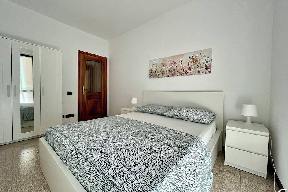 Entire apartment, Appartamento A 900 Metri Dal Lago Maggiore in Arona (Lago Maggiore), Comune di Arona