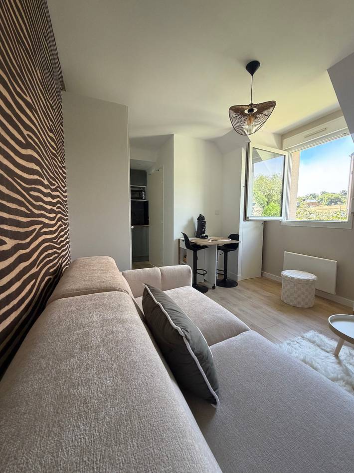 Entire studio, Studio 'Cocoon' with Wi-Fi in Erquy, Côte d’Émeraude