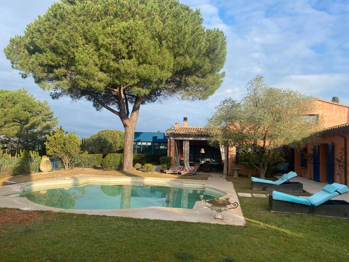 Double Room with Pool View in Palaja, Région de Carcassonne