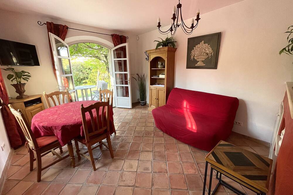 Appartement duplex dans Villa 2 ch.  4/6 p  Proche Grasse, Piscine, Jardin, clim in Le Rouret, Côte méditerranéenne (France)