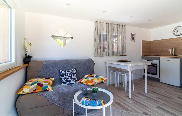 Acogedor apartamento con jardín, aparcamiento y WiFi in Marignane, Costa mediterránea (Francia)
