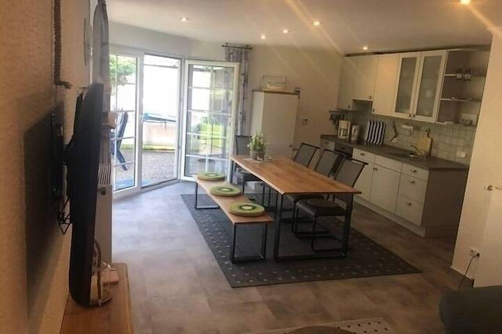 Ferienhaus für 8 Personen, mit Pool und Garten in Butjadingen