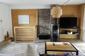 Gîte pour 4 personnes, avec terrasse et jardin à Fontrabiouse