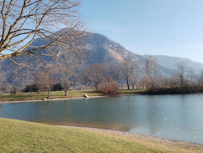 Ganze Ferienwohnung, Ferienwohnung am Gänsbach - Ferienwohnung 40m² mit Terrasse, bis 3 Personen, separates Schlafzimmer in Grassau, Chiemsee