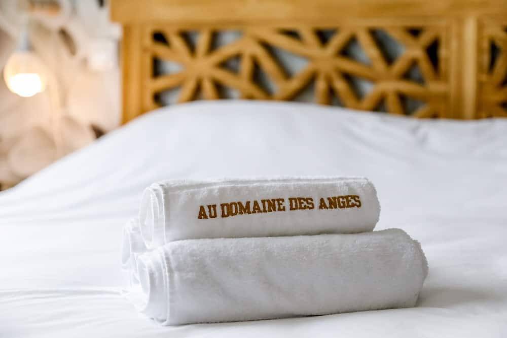 Villa, en privatif: mini piscine, spa, sauna. Piscine extérieure à partager... in Bain-de-Bretagne, Région de Redon
