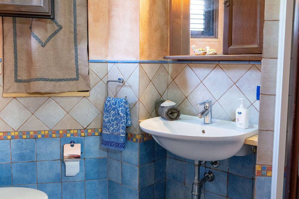 Monterotondo Holiday Home for 4 - with Pool, Nature and Close to the Beach in Sciacca, Agrigento Provinz