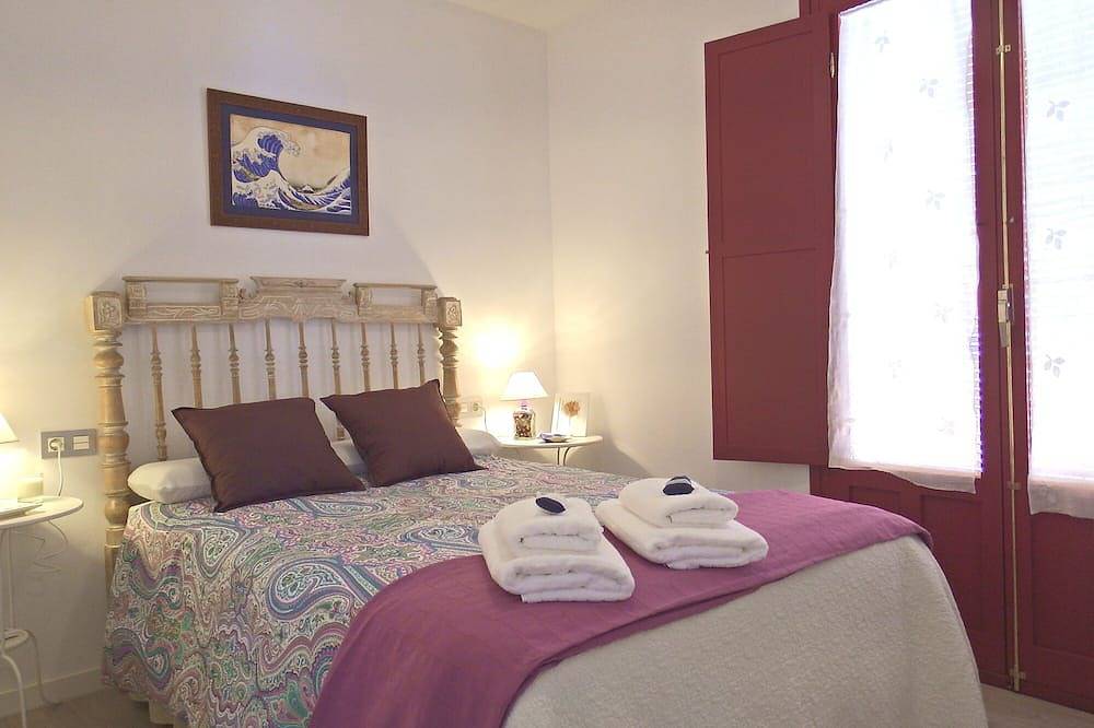 Entire apartment, La Encomienda, beautiful accommodation in the center of Almagro: 8 pax, 3 bedroom in Almagro, Ciudad Real Province