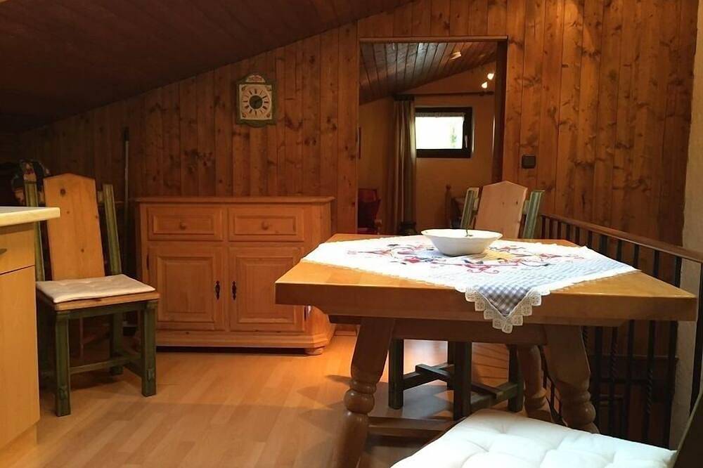 Ganze Wohnung, Ferienwohnung Dg für 1-4 Personen (ca. 35 qm) in Bernau am Chiemsee, Chiemsee
