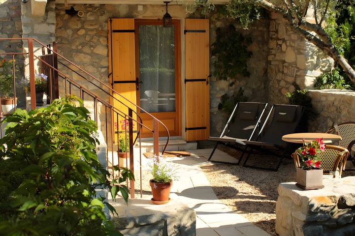 Location de vacances pour 8 personnes, avec jardin dans Privas - 2