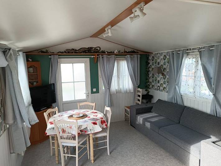 Location de vacances pour 5 personnes, avec piscine et jardin, animaux acceptés à Biville-sur-Mer - 2