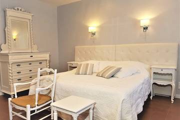 Villa pour 16 Personnes dans Grasse, Région de Cannes, Photo 1