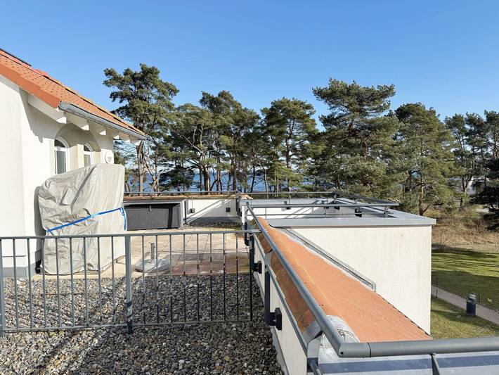 Ferienwohnung für 2 Personen, mit Ausblick und Pool sowie Balkon und Sauna in Baabe - 4
