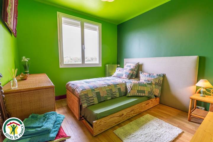 Gîte pour 6 personnes, avec jardin et terrasse, animaux acceptés dans Parc naturel régional de la Montagne de Reims - 2