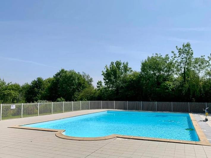 Location de vacances pour 4 personnes, avec piscine à Moutiers-sous-Chantemerle - 2
