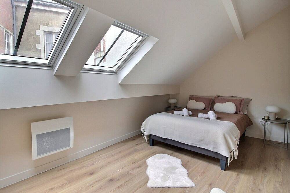 Ganze Wohnung, Apartment-Eigenes Badezimmer-Familie-Stadtblick in Bourges, Bourges und Umgebung