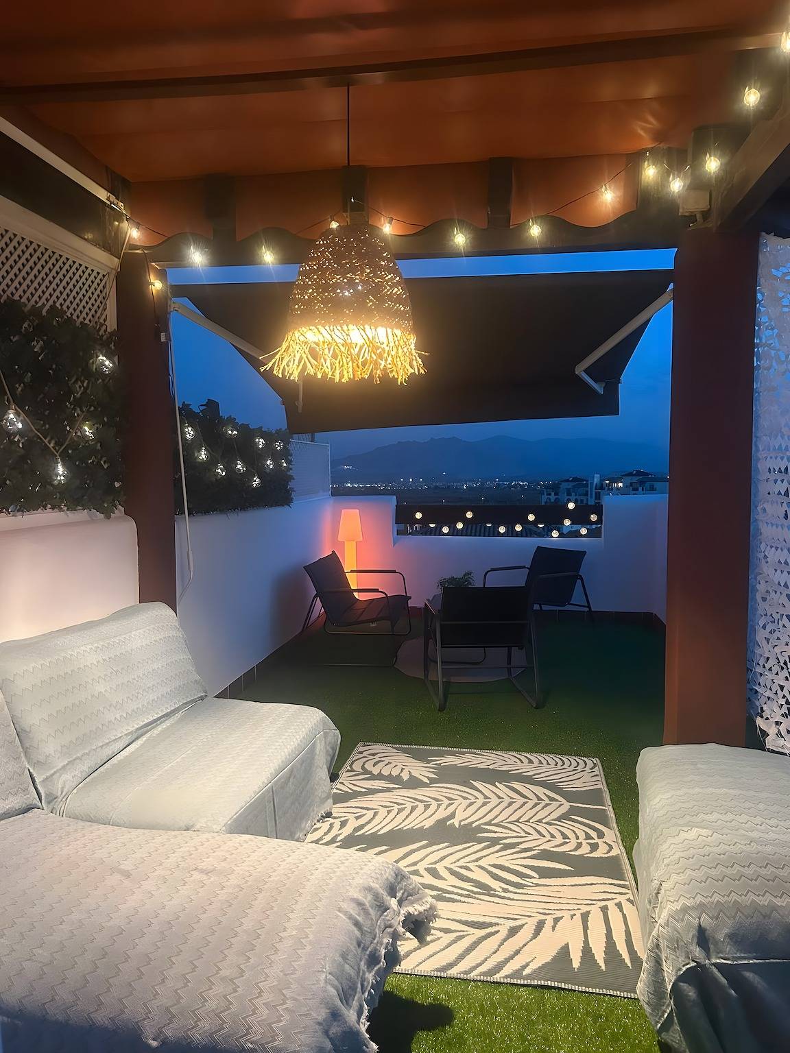 Ganze Wohnung, Ferienhaus 'Maison De Lumière' mit Meerblick, Wlan und Klimaanlage in Playas de Vera, Vera