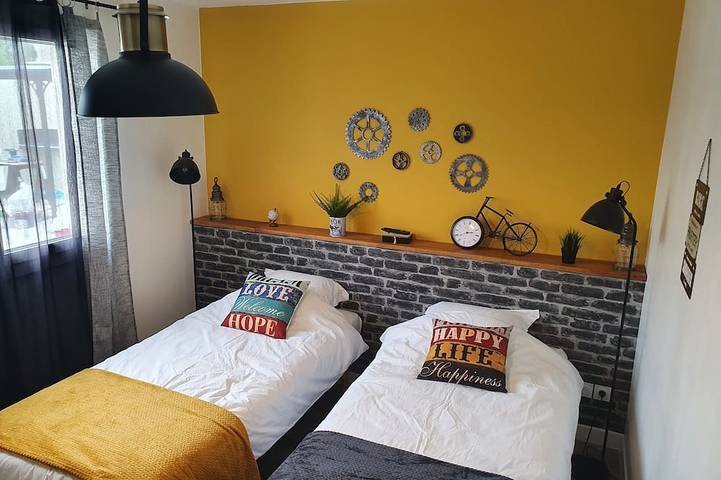 Location de vacances pour 10 personnes, avec jardin et terrasse à Bon-Encontre - 3