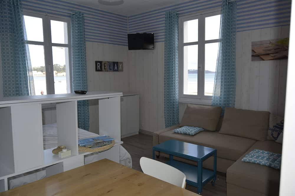 Appartement entier, Grand studio Vue Mer Morgat Station Balnéaire de Crozon 2 personnes in Morgat, Crozon