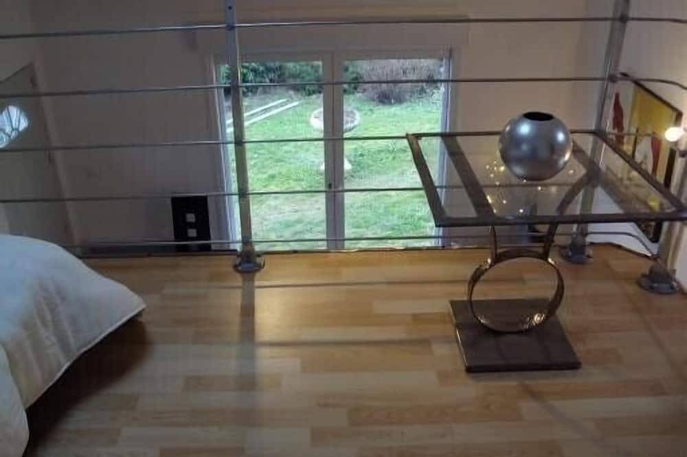 Entire apartment, Beautiful duplex in detached house in Millau, Parc naturel régional des Grands Causses