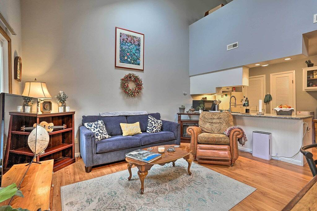 Pet-Friendly Townhome w/ Community Hot Tub! in Mountain Creek