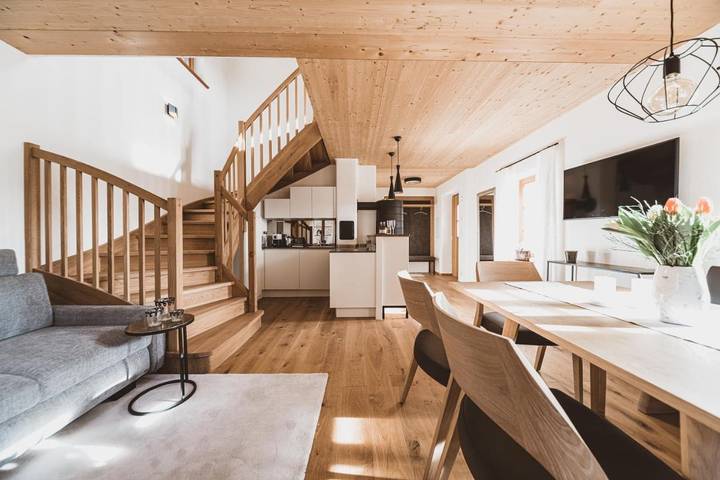 Ferienhaus für 2 Personen, mit Balkon und Terrasse sowie Garten und Sauna